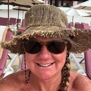 Meet your Posher, Charlene